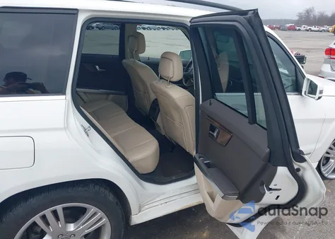 2015 Mercedes-Benz Glk 350 4Matic z USA, uszkodzony, nr VIN WDCGG8JB7FG378402